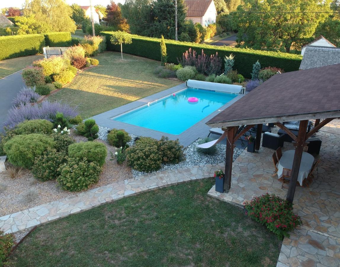 La Palentine Bed and Breakfast Châteaumeillant Buitenkant foto